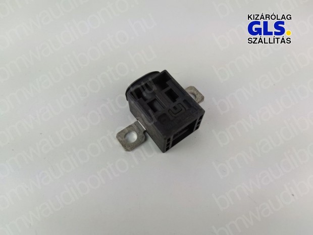AUDI A4 B8 (8K2) Pozitv kbel eloszt (4F0915519)
