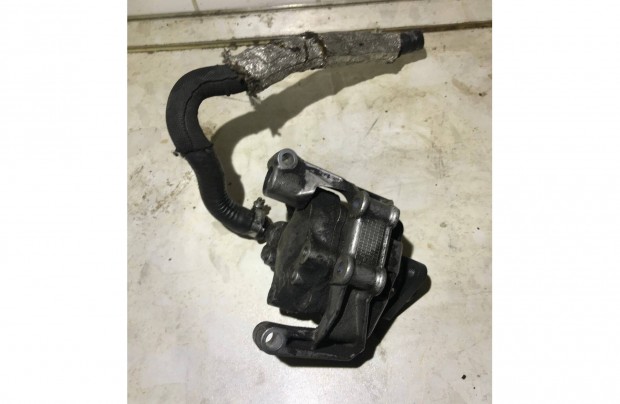 AUDI A4 B8 / A5 8T 3,2 V6 FSI szervószivattyú 8K0 145 154 A