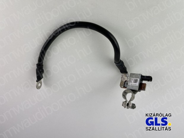 AUDI A4 B9 (8W2, 8WC) Akkumulátor saru (8S0915181C)