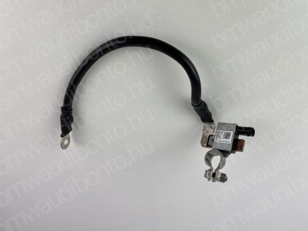 AUDI A4 B9 (8W2, 8WC) Akkumulátor saru (8S0915181C)