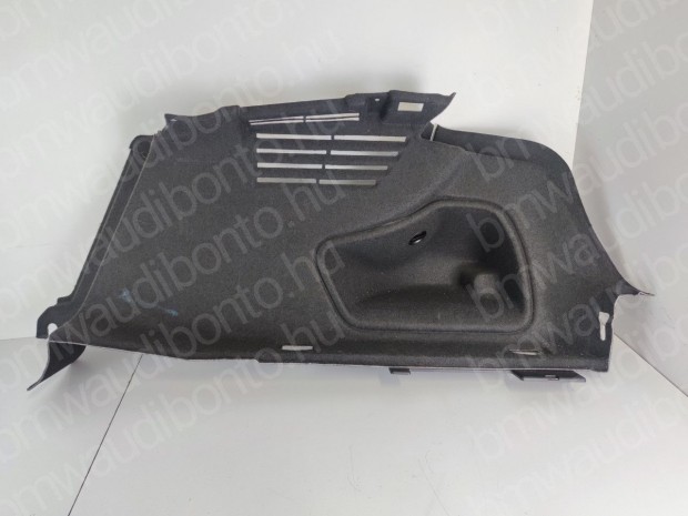 AUDI A4 B9 (8W2, 8WC) Jobb hátsó csomagtér burkolat (műanyag)