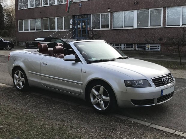 AUDI A4 Cabrio 1.8 T Manulis Vlt! Fthet-CO...