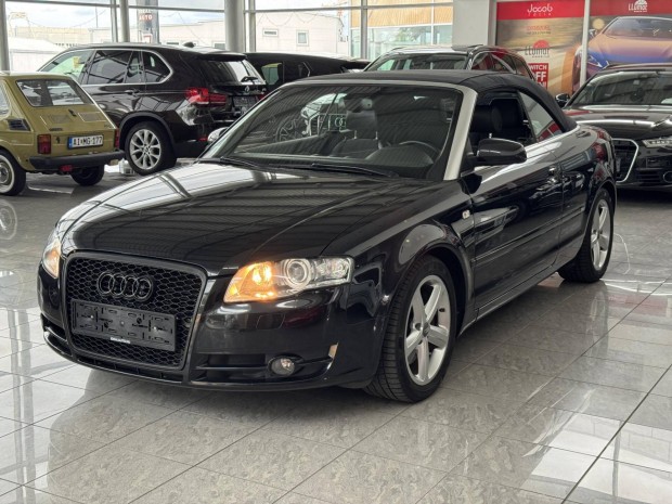 AUDI A4 Cabrio 2.7 V6 TDI DPF Multitronic S-LIN...