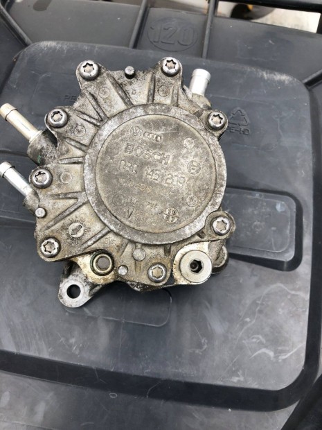 AUDI A4 Volkswagen B6 Skoda Octavia II 2,0 TDI 03G145209C Tandempumpa