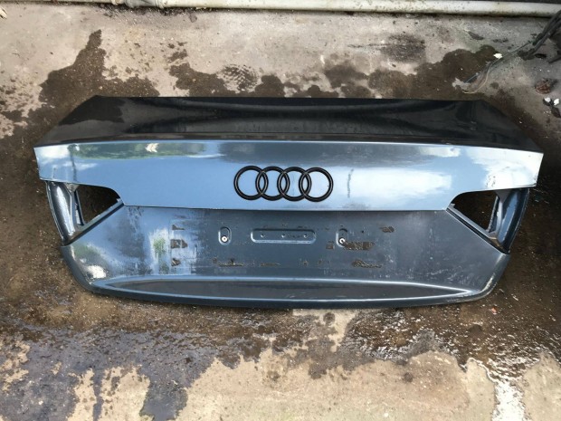 AUDI A5 8T Coupe - csomagtér ajtó