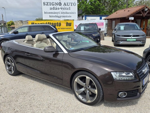 AUDI A5 Cabrio 2.0 TDI DPF 4 x ülésfűtés. nyakf...