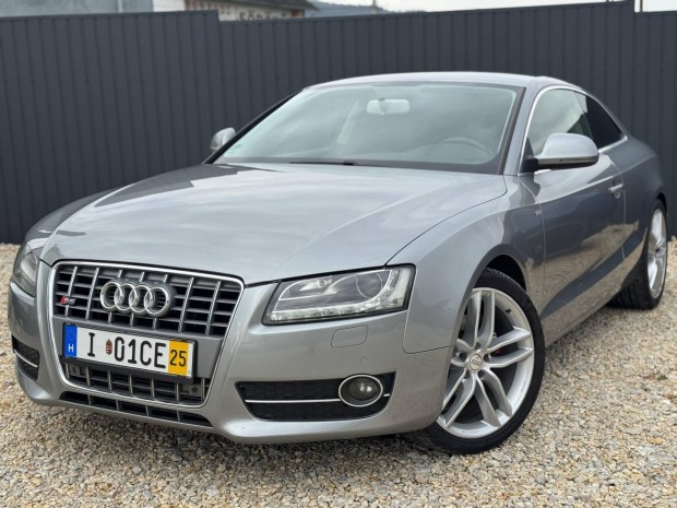 AUDI A5 Coupé 3.0 TDI DPF quattro