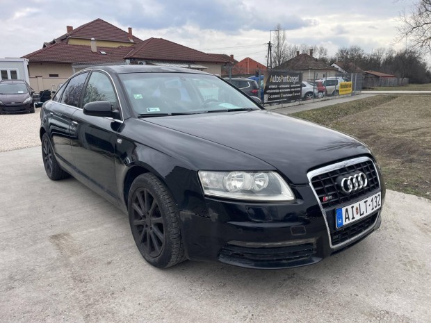 AUDI A6 2.4 V6.