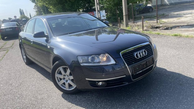 AUDI A6 2.7 TDI multitronic Navigáció. Bi-Xenon...