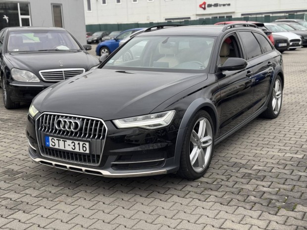 AUDI A6 Allroad 3.0 V6 TDI quattro S-tronic 103...