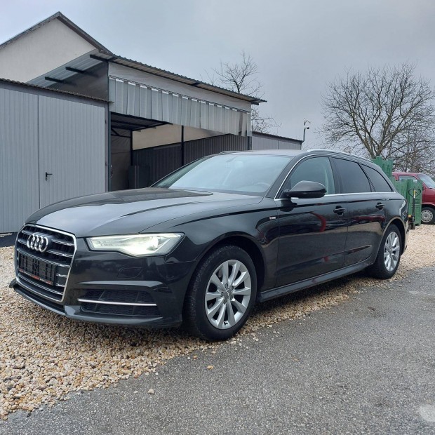 AUDI A6 Avant 2.0 TDI ultra Business S-tronic 1...