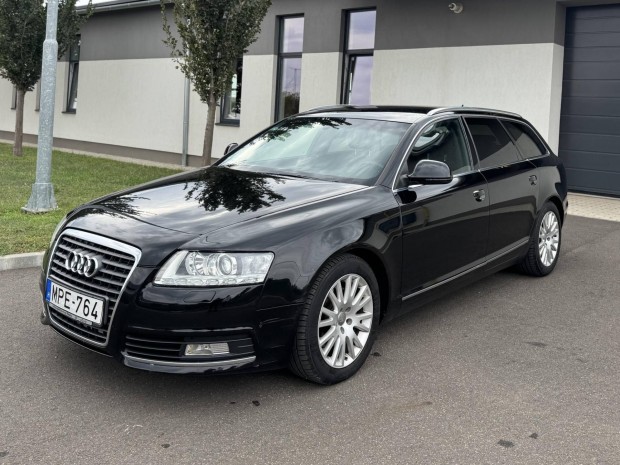 AUDI A6 Avant 2.7 TDI DPF multitronic S-LINE//F...