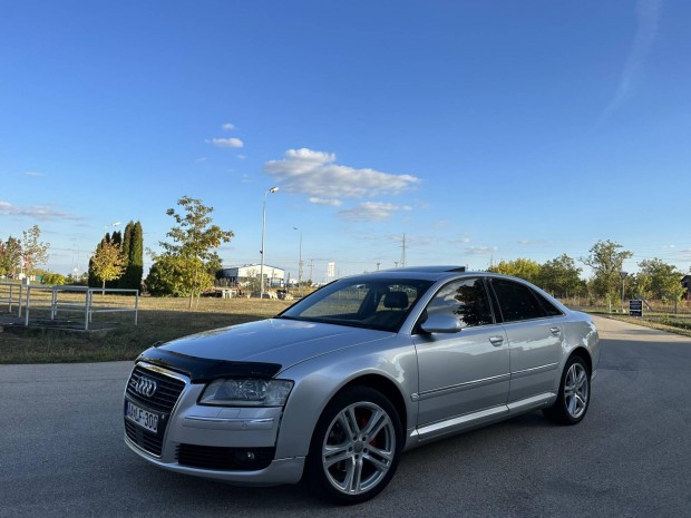 AUDI A8 3.0 V6 Multitronic