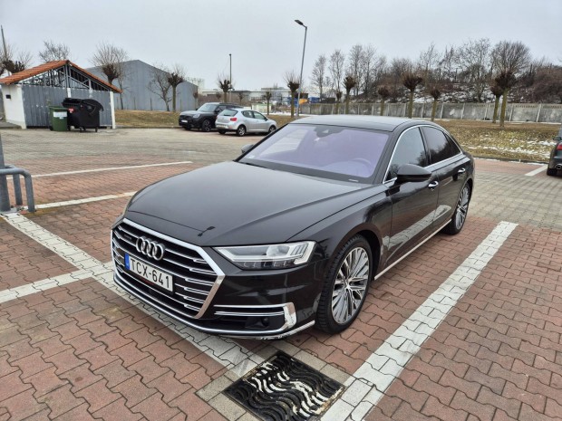 AUDI A8 50 TDI quattro Tiptronic ic (�FA-s �r)
