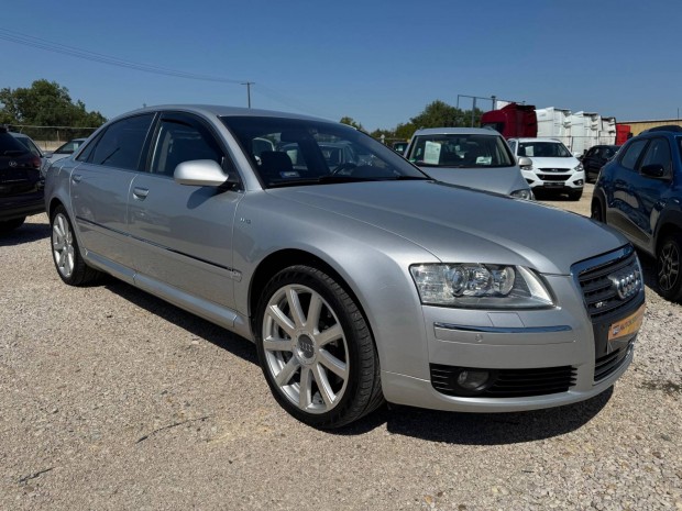 AUDI A8 quattro 6.0 W12 Tiptronic ic Lang MAGYA...