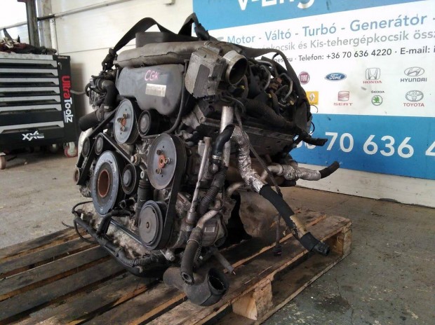 AUDI Cgk bontott motor
