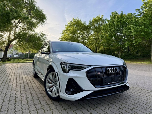AUDI E-Tron Sportback 60 S quattro (Automata) D...