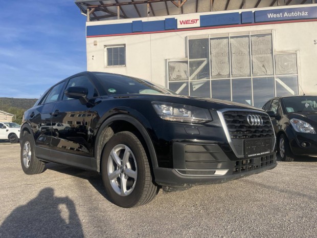 AUDI Q2 1.0 TFSI Basis Garantlt KM-Gyri Fnye...