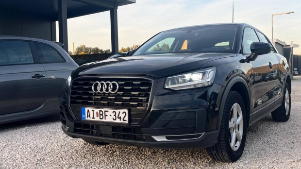 AUDI Q2 1.6 TDI Basis S-tronic Balesetmentes. V...