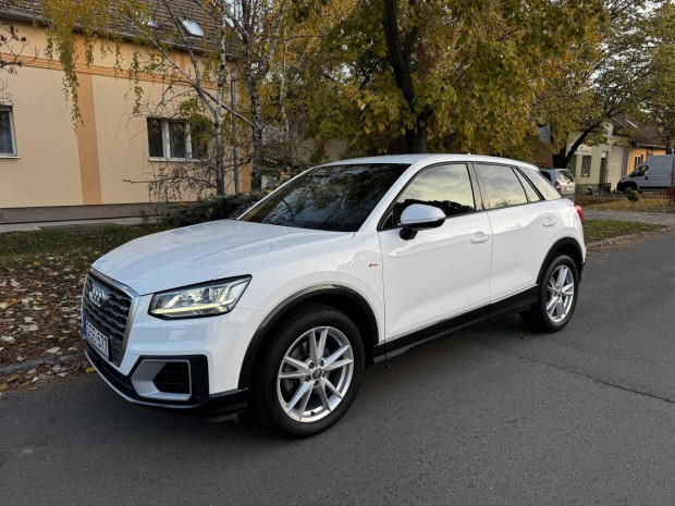 AUDI Q2 1.6 TDI Sport S line