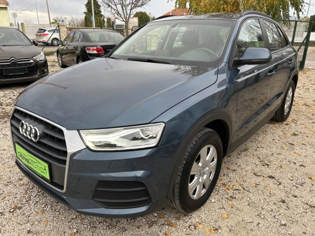 AUDI Q3 1.4 TFSi CoD Design Xenon.Navi.Tempomat...
