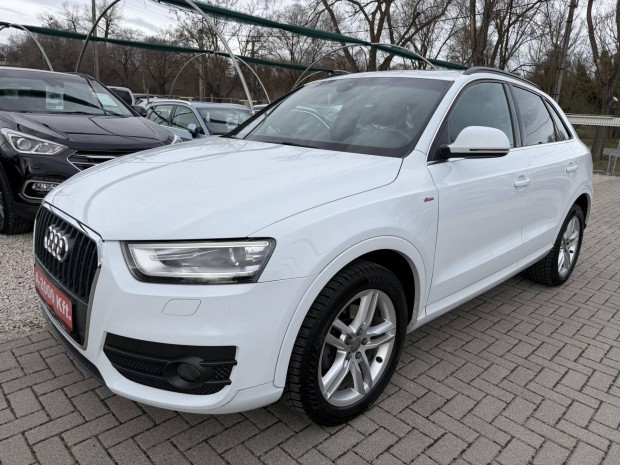 AUDI Q3 2.0 TDI DPF quattro S-tronic
