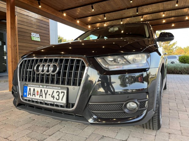 AUDI Q3 2.0 TDI DPF quattro S-tronic Friss nagy...