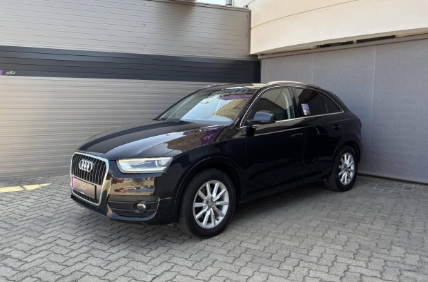 AUDI Q3 2.0 TDI DPF quattro S-tronic Garanciával!