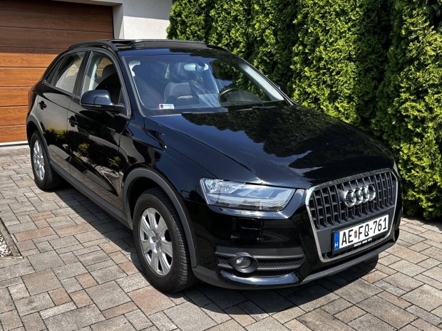 AUDI Q3 2.0 TDi Basis Panormatet Kzi 6 sebes...