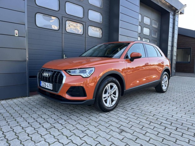 AUDI Q3 35 TDI Advanced Xtra S-tronic Szervizkö...