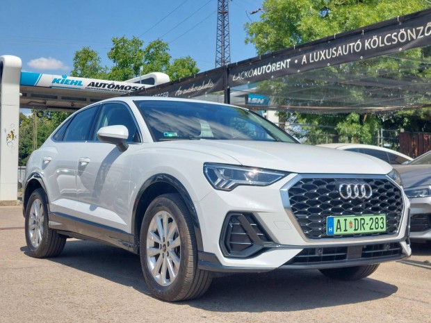 AUDI Q3 35 TFSI Advanced S-tronic E-Tron Áfás....