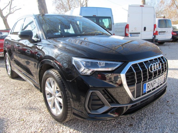 AUDI Q3 35 TFSI S line Magyarorszgi 1 tulaj