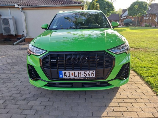 AUDI Q3 40 TDI S line quattro S-tronic