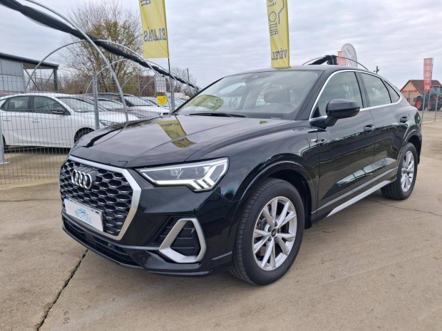AUDI Q3 Sportback 40 TDI S line quattro S-troni...