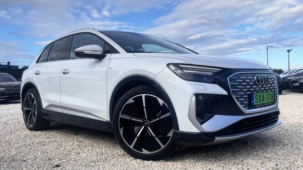 AUDI Q4 e-tron 50 quattro (Automata) FA-s. Mag...