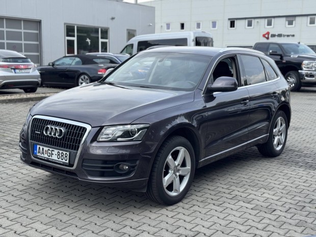 AUDI Q5 2.0 TDI DPF quattro S-tronic 240ekm.Bőr...
