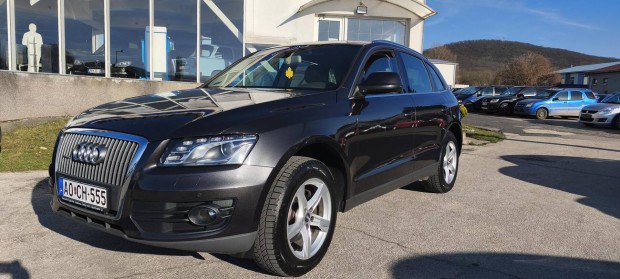 AUDI Q5 2.0 TDI DPF quattro S-tronic EU5 Megk�m...