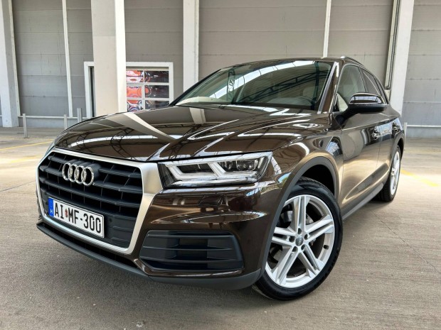 AUDI Q5 2.0 TDi !! Sérülésmentes !! Panoráma TE...