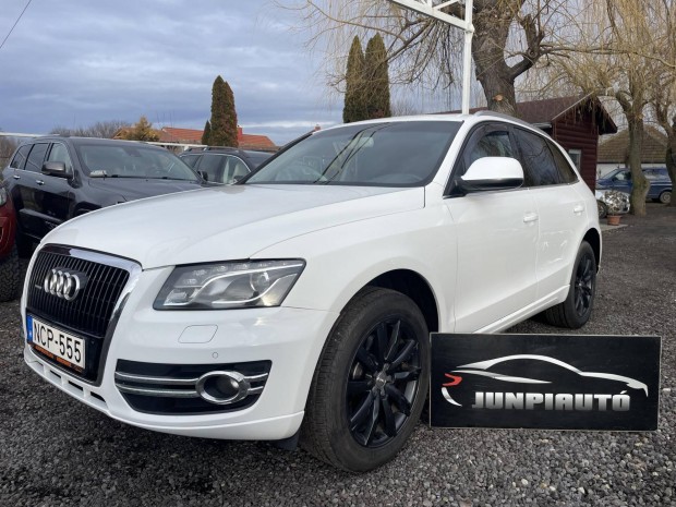 AUDI Q5 3.0 4x4 Kivl llapot SUV rengeteg ex...