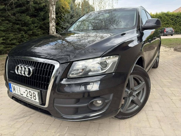 AUDI Q5 3.0 TDI DPF quattro S-tronic