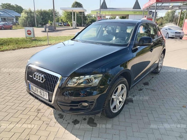 AUDI Q5 3.0 TDI DPF quattro S-tronic 8R