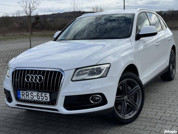AUDI Q5 3.0 TDI quattro S-tronic