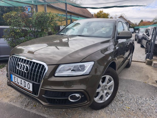 AUDI Q5 3.0 TDI quattro S-tronic S LINE. Frisse...