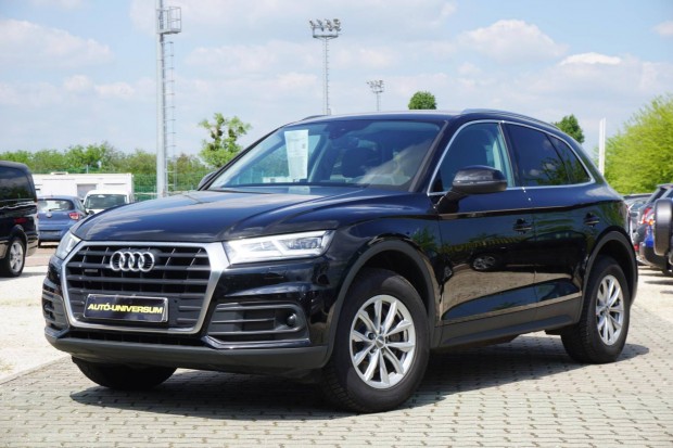 AUDI Q5 40 TDI Design Trend quattro S-tronic MA...