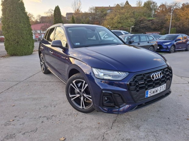 AUDI Q5 40 TDI S line quattro S-tronic Magyar.S...