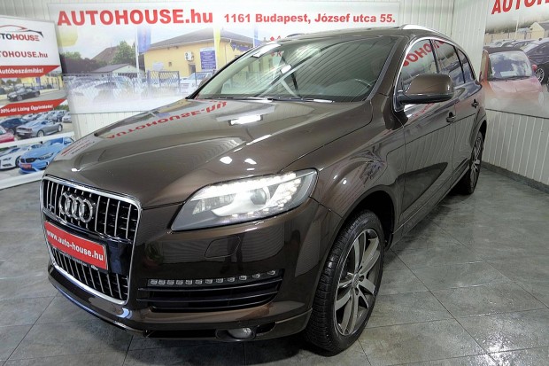 AUDI Q7 3.0 TDI DPF quattro Tiptronic Panorma!...