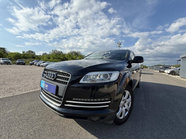 AUDI Q7 3.0 TDI DPF quattro Tiptronic ic 7Szemé...
