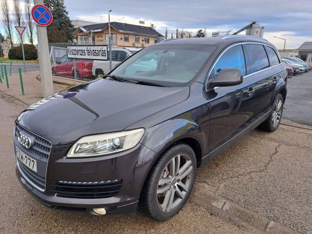 AUDI Q7 3.0 TDI DPF quattro Tiptronic ic Nagyon...