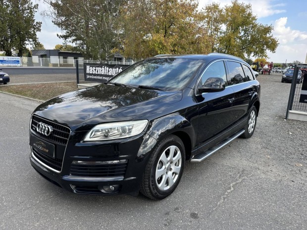 AUDI Q7 3.0 TDI DPF quattro Tiptronic ic S-LINE...