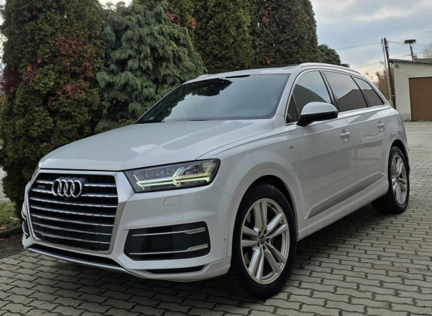 AUDI Q7 3.0 V6 TDI quattro Tiptronic ic 3x S-line